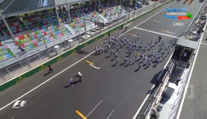 La cérémonie d`ouverture de la Formule 1 à Bakou débuté - EN DIRECT, PHOTOS
